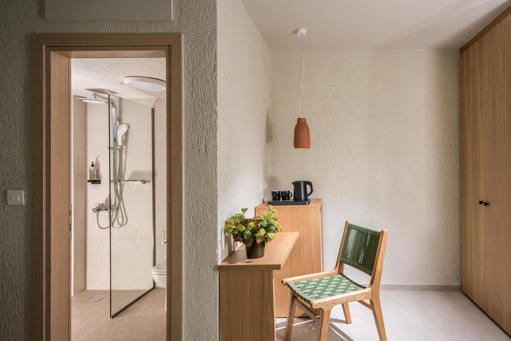 South Coast Hotel Makrýgialos エクステリア 写真
