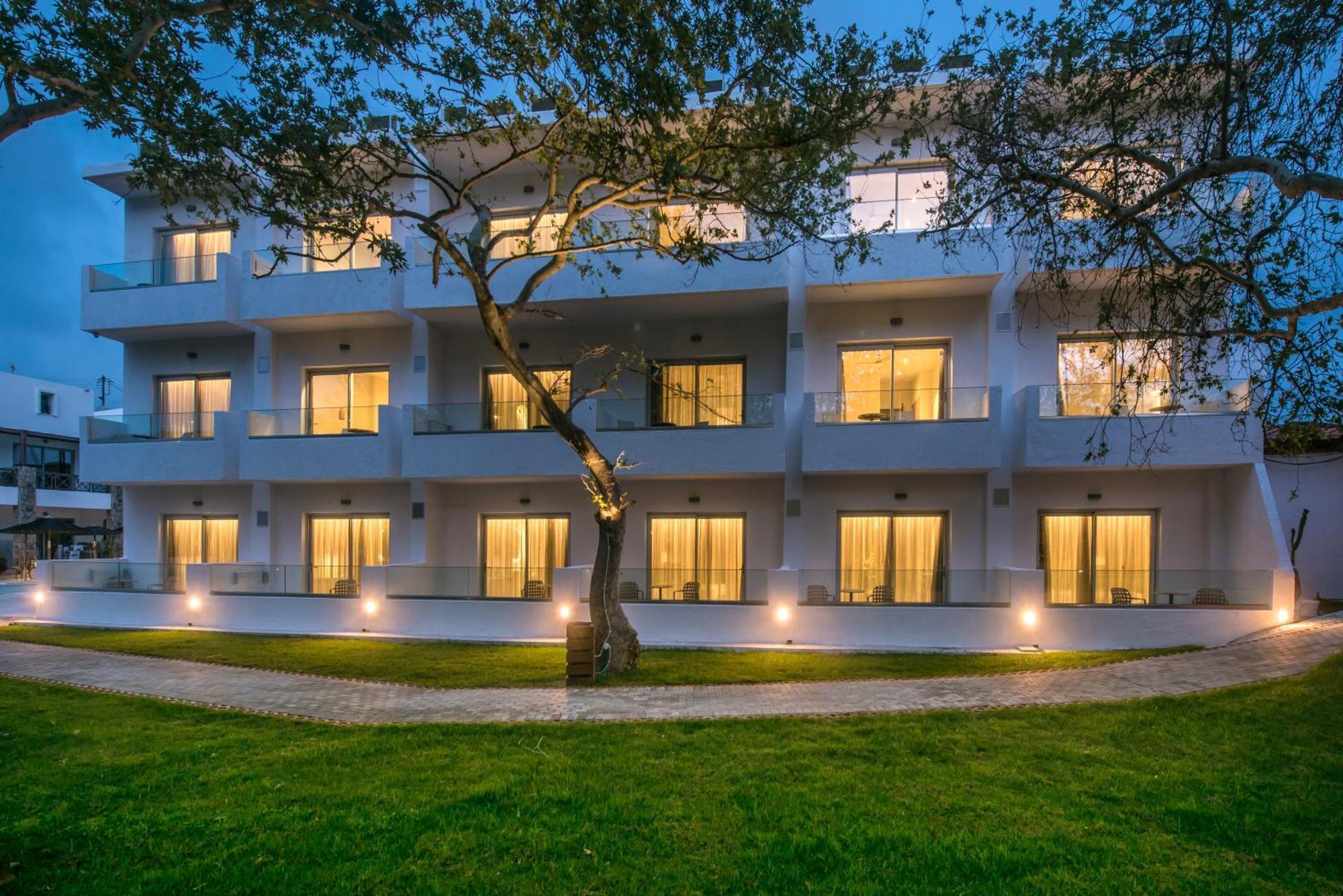South Coast Hotel Makrýgialos エクステリア 写真