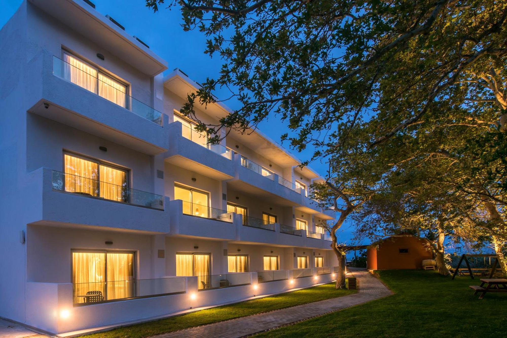 South Coast Hotel Makrýgialos エクステリア 写真