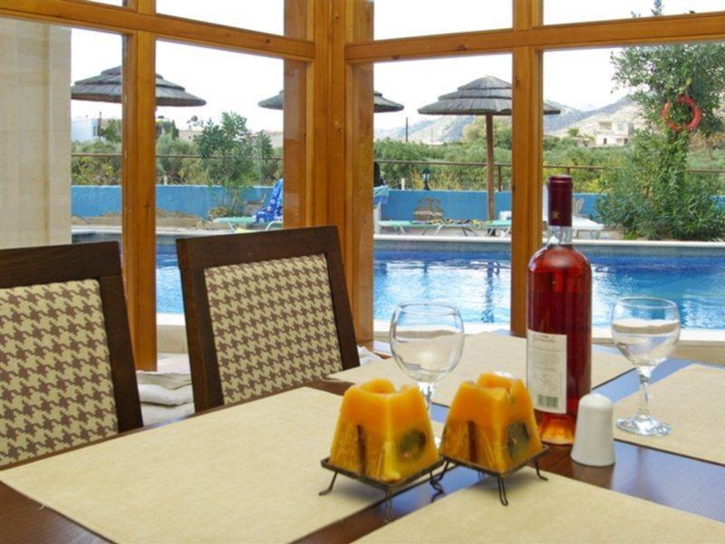 South Coast Hotel Makrýgialos エクステリア 写真