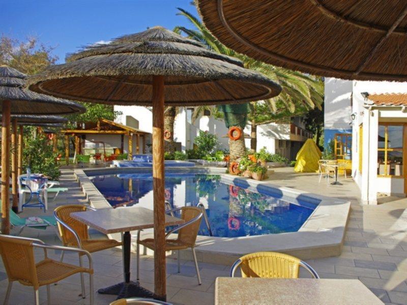 South Coast Hotel Makrýgialos エクステリア 写真
