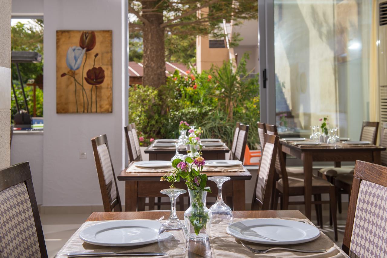 South Coast Hotel Makrýgialos エクステリア 写真